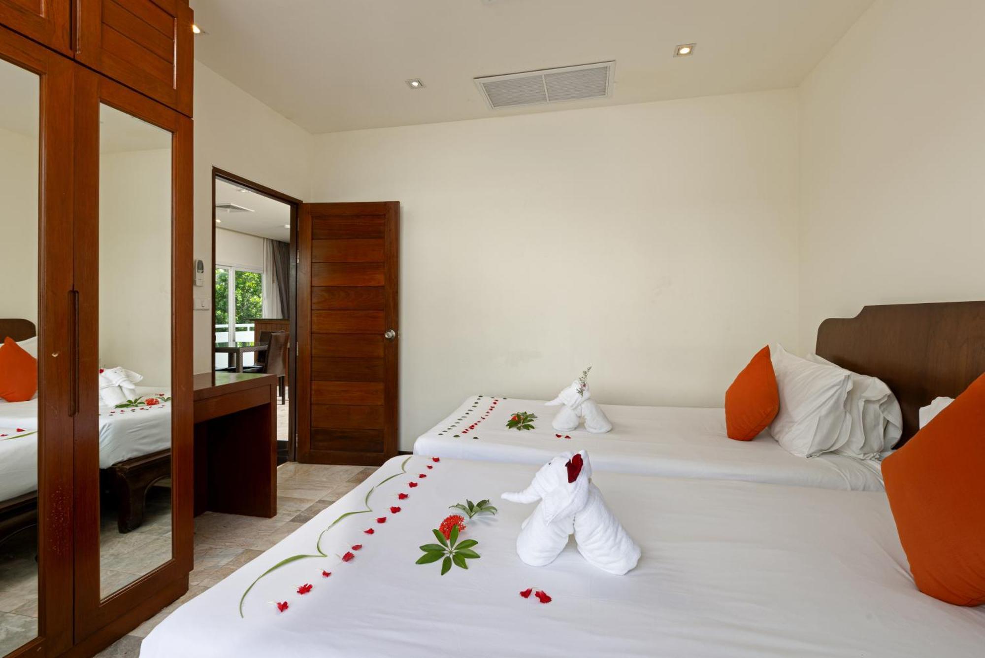 Phunawa Resort Phuket Karon Beach - Sha Plus Room photo